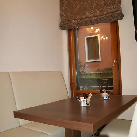 Otel Il Moro Di 2*